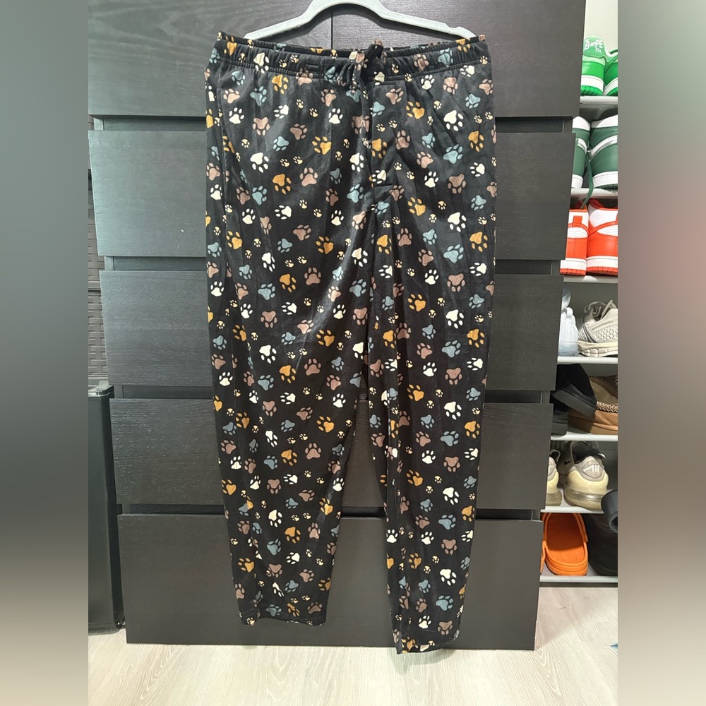 Preswick & Moore Silky Fleece Sleep Pants with Paw Print